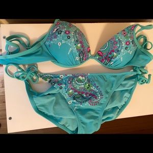 Xhilaration bikini- top AND bottom